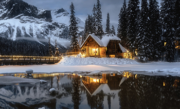 【臻享粉雪·湖光山色·费尔蒙城堡连住】露易丝湖滑雪场+琼斯顿峡谷冰瀑+硫磺山缆车+五大冰川湖奇观（翡翠湖·弓湖·佩图湖·露易丝湖·明尼万卡湖）5天游