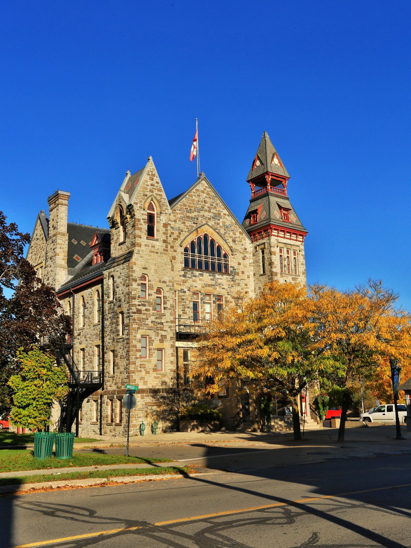 listing-details-carousel