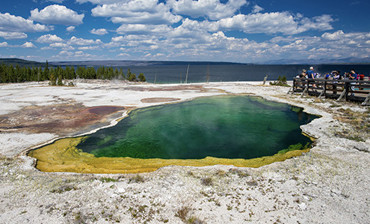 （14人小团）美国盐湖城进出入住一晚黄石公园小木屋深度3天2晚